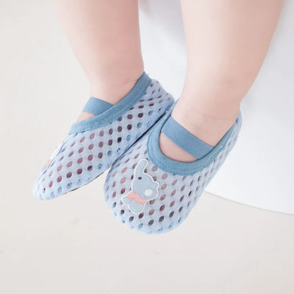 Unisex Baby & Toddler Non-Slip Water Shoes - Breathable Mesh Aqua Socks for Beach & Swimming (12M-4T)