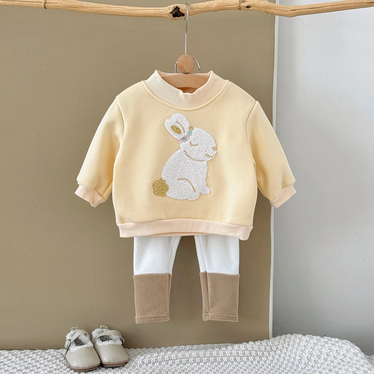 Toddler Girl Winter Bunny Fleece Outfit - 2pc Sherpa-Lined Sweatshirt & Joggers Set (6M-3T)