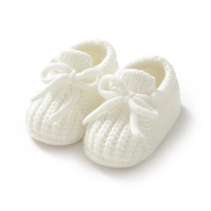 Chunky Knit Lace-Up Knit Baby Booties (0-18M)