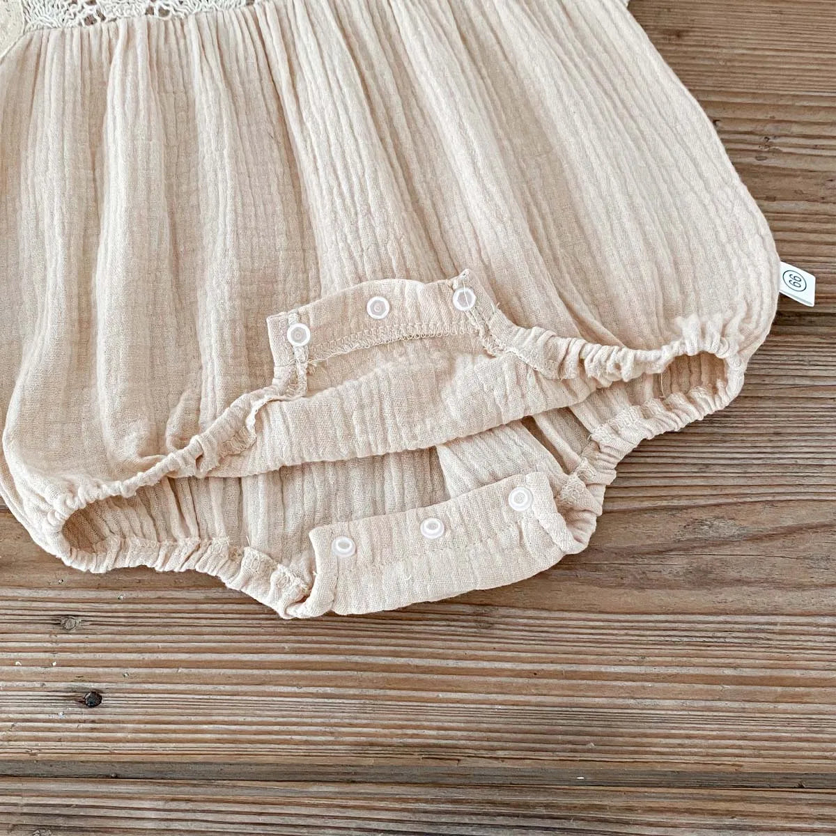 Vintage Cottagecore Baby Girl Lace Romper - Boho Muslin Summer Jumpsuit & Sunsuit (0-18M)