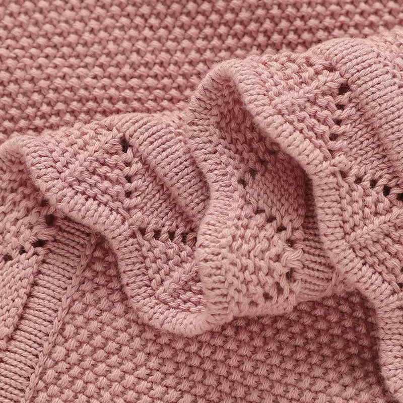 Soft Knit Baby Blanket with Scalloped Edge