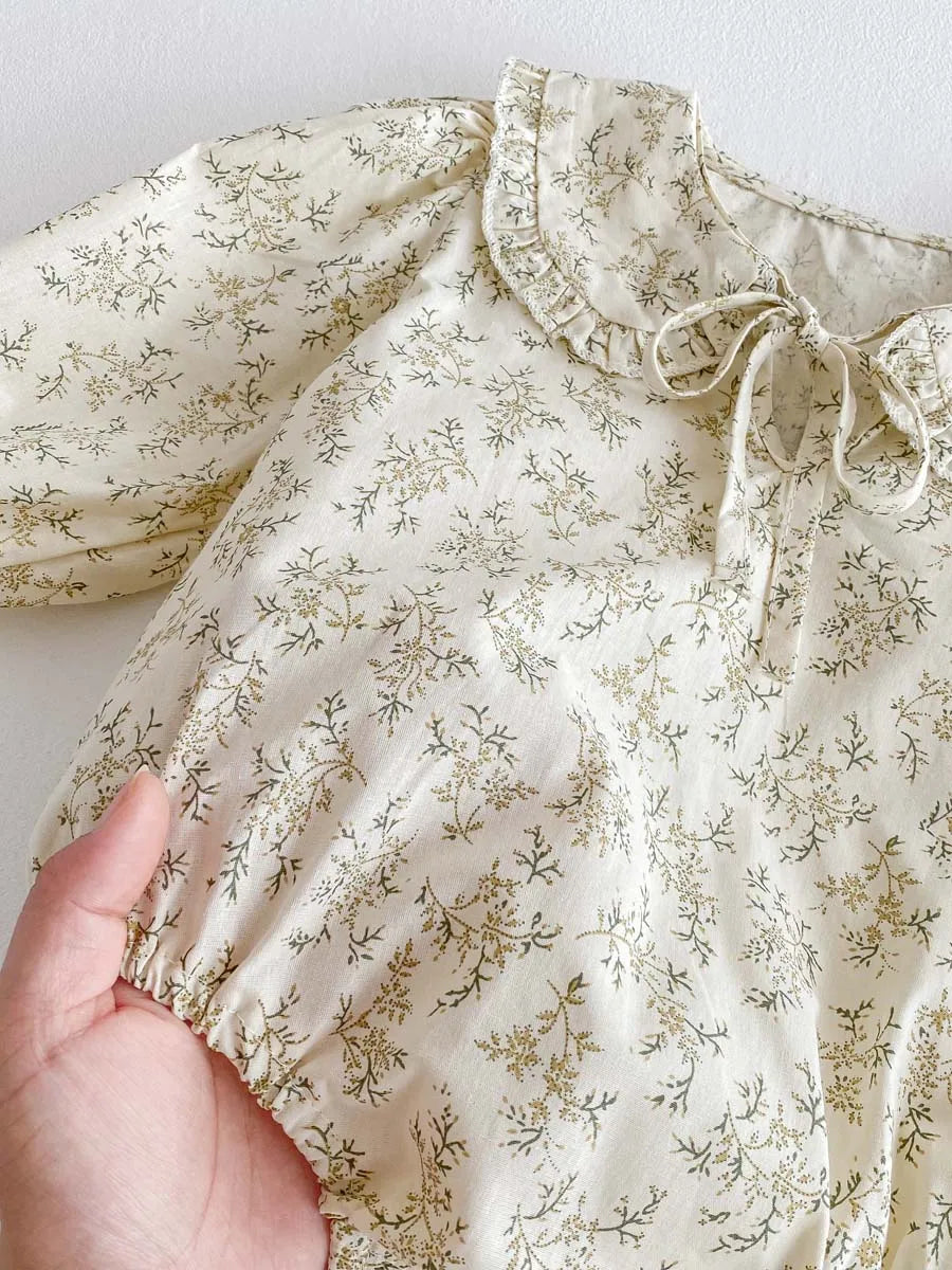 Baby Girl Floral Long Sleeve Bodysuit - Korean Style Peter Pan Collar Romper (0-24 Months)