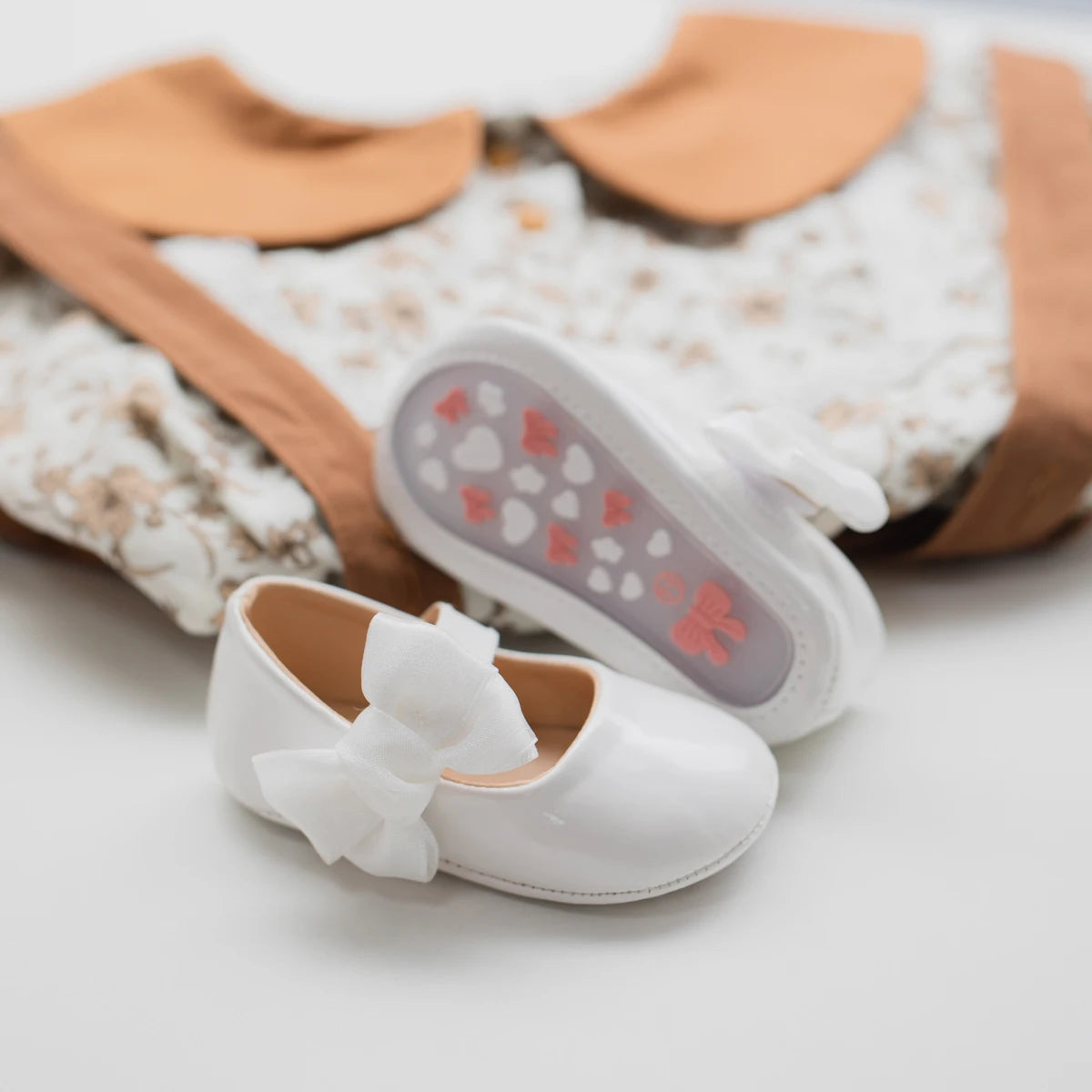 Baby Girl Mary Janes – PU Leather Bowknot First Walker Shoes, Non-Slip Rubber Sole Princess Wedding Flats (0-18M)