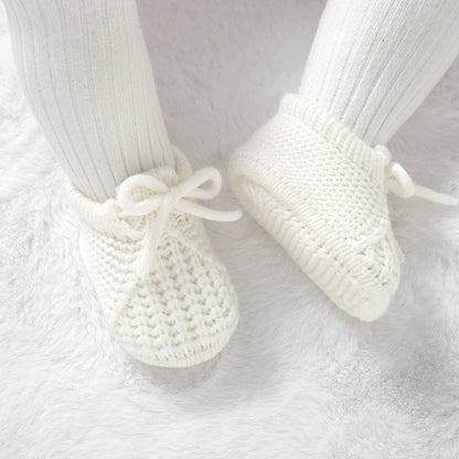 Chunky Knit Lace-Up Knit Baby Booties (0-18M)