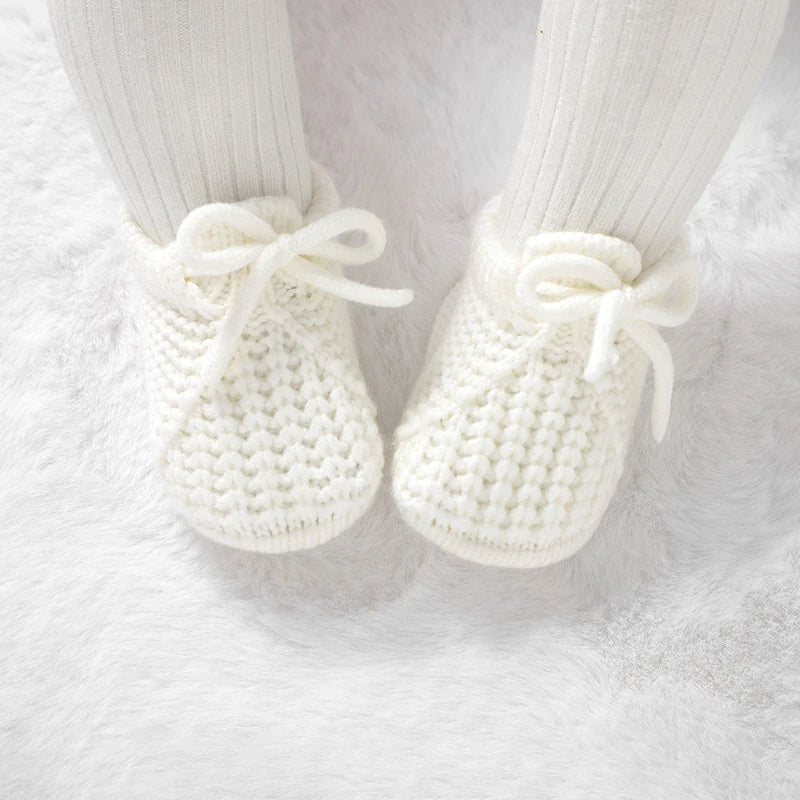 Chunky Knit Lace-Up Knit Baby Booties (0-18M)