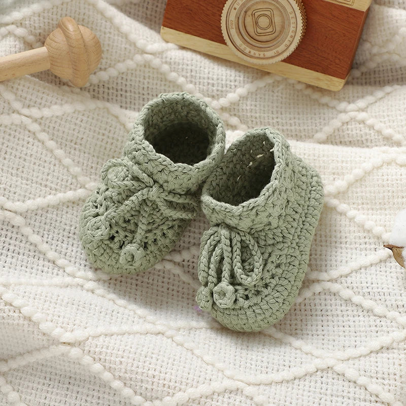 Vintage-Inspired Moccasin Knit Baby Booties (0-18M)