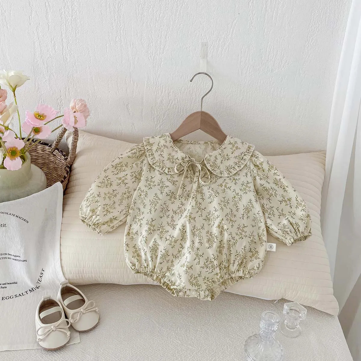 Baby Girl Floral Long Sleeve Bodysuit - Korean Style Peter Pan Collar Romper (0-24 Months)