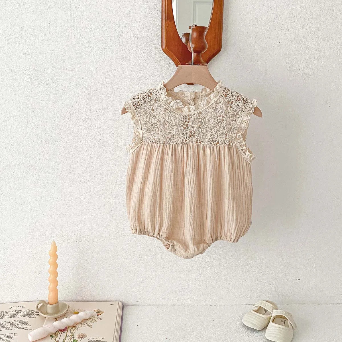 Vintage Cottagecore Baby Girl Lace Romper - Boho Muslin Summer Jumpsuit & Sunsuit (0-18M)