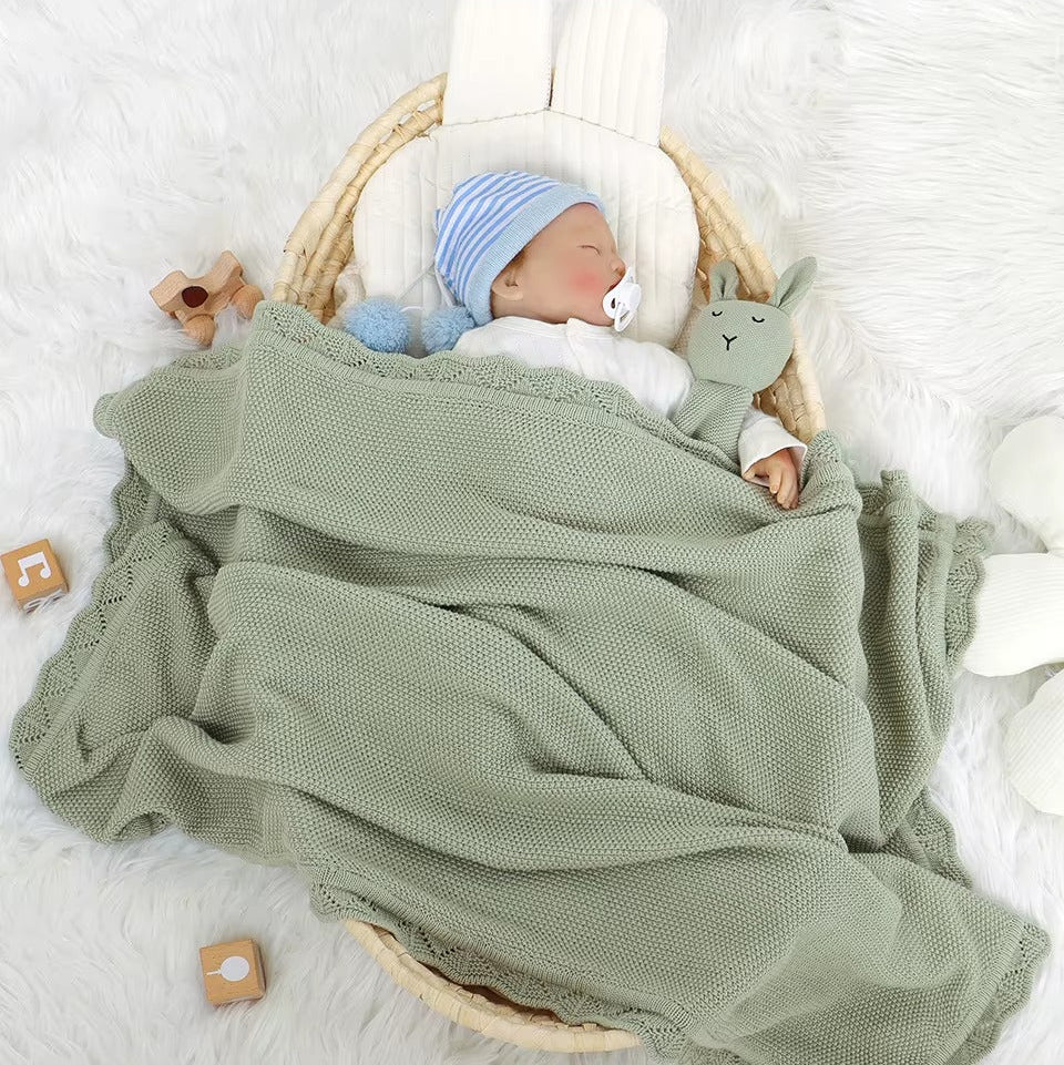 Soft Knit Baby Blanket with Scalloped Edge